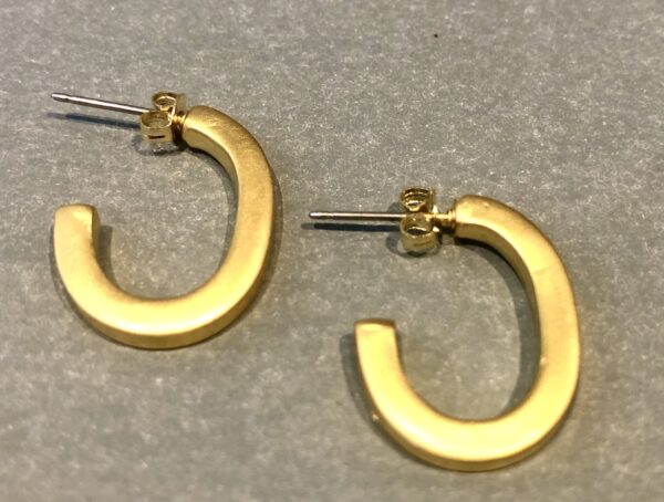 Oval small hoops